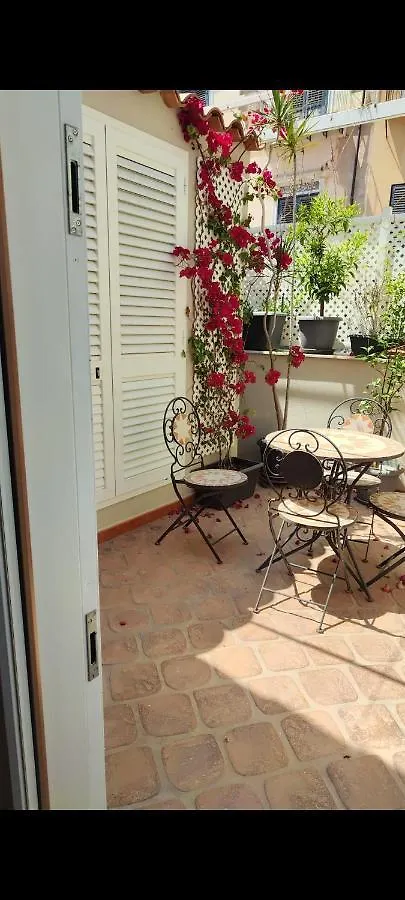 Bed & Breakfast San Francesco Rooms And Apartment With Terrace In Palermo Locazione Turistica