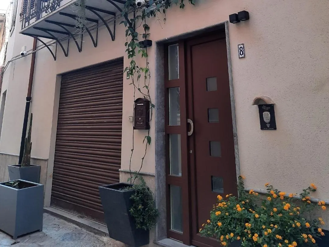San Francesco Rooms And Apartment With Terrace In Palermo Locazione Turistica Bed & Breakfast